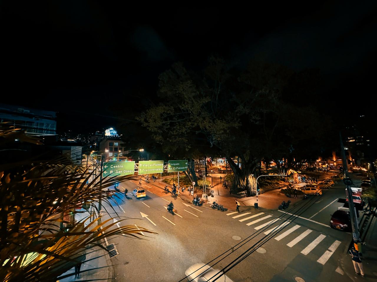 Parque Poblado · Apartamento frente al Parque del Poblado